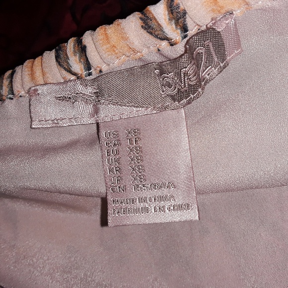 LOVE 21 Dress - Picture 3 of 4